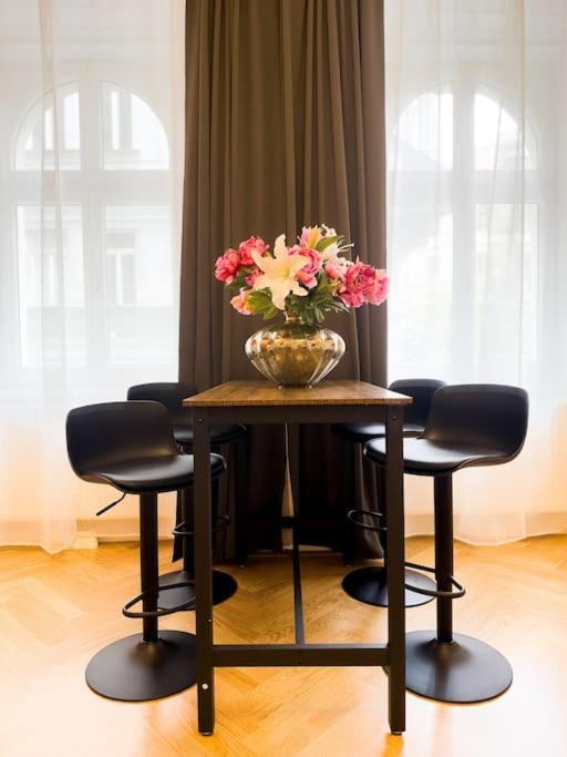 Exclusive Suite Museumsquartier Wien Exteriör bild